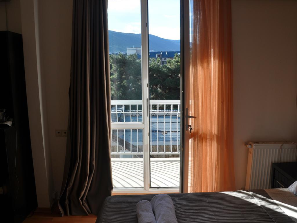 Gold Star Hotel Tbilisi Exteriör bild
