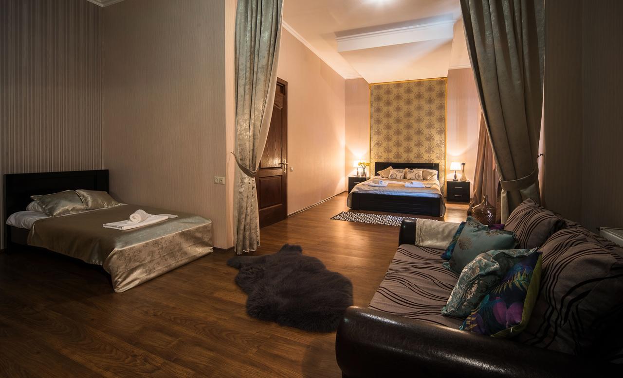 Gold Star Hotel Tbilisi Exteriör bild