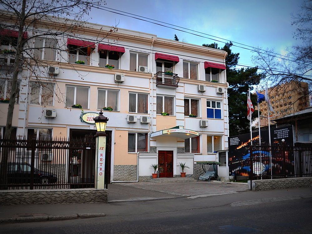 Gold Star Hotel Tbilisi Exteriör bild